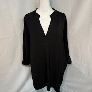 Ladies Calvin Klein Black V neck flowy blouse roll up silver button sleeves NWOT